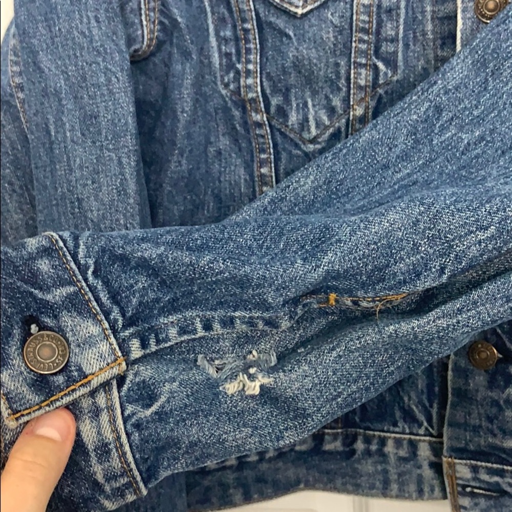 Vintage Levi’s denim jacket - Picture 4 of 5